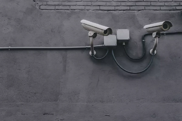 How to handle user permissions through command bus middleware