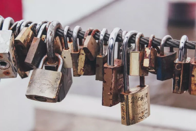 Ease testing thanks to the dependency inversion design pattern